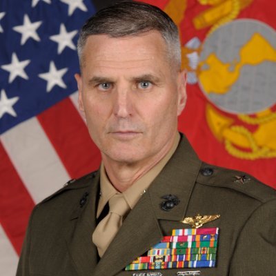 SEMPER FIDELIS 🇺🇸🎖️
A member of the United States Marine Corps. and the Deputy Commandant for Programs and Resources, ALWAYS STAND BY THE FLAG☮️🗽