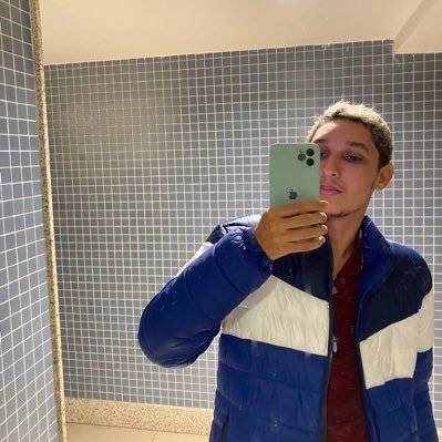 Kauamoreira0000's profile picture. 21y🤪 ADM 3/8🎓 Sagitariano♐ Nordestino🌵