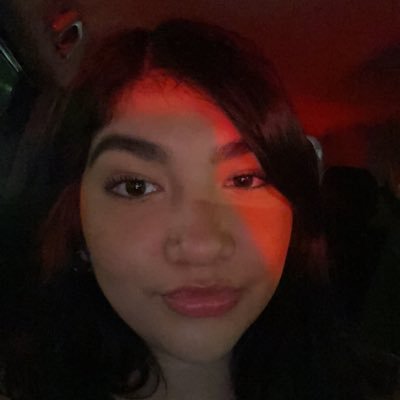 evalynperez18's profile picture. 21