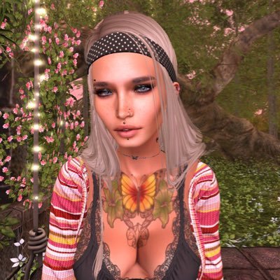 VieBear78's profile picture. settling down in a place where roots can take hold.  my husband and our kids, trying to make a better place to call home. (Ic account for online rp community))