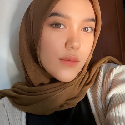 annyeong bestii🙆🏻♀️ •selling app premium• DM for order✨