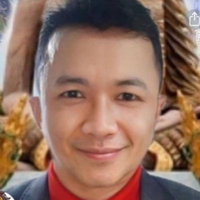 อาจารย์ปอยิปซีมีเฮ ยิปซีอันดับหนึ่ง ติดตามทางเพจ เฟสบุ๊ค ชื่อ #อาจารย์ปอยิปซีมีเฮ มีผู้ติดตามในแอพพลิเคชั่นและเพจ Facebook ส่วนตัวมากกว่า 70,000 คน #หมอดูเนเน่