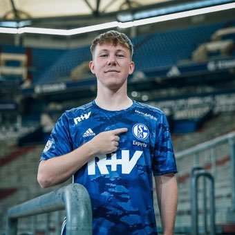 esportler for @s04esports