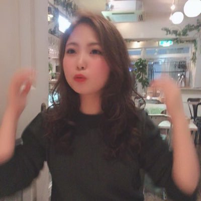 azun1119's profile picture. BoA💛. f(x)💜