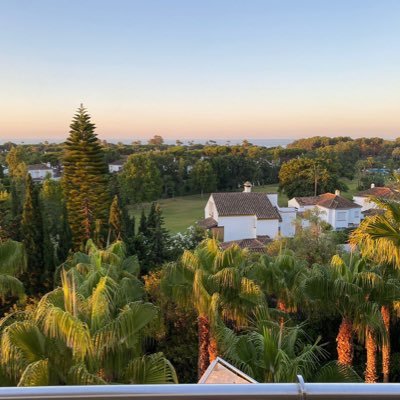 AboSale57552227's profile picture. انسان وكفى !