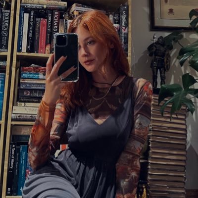 mooreannaa's profile picture. Historian | Content/e-learning writer | Exploring the north with a camera | She/Her.