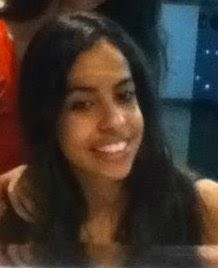 engraçada,estudiosa,inteligente,legal ,e odeio mentiras 14 anos sou assim eu.....odeio falsidades.