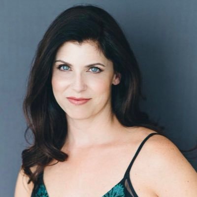 Playing make believe every day. She/Her. Director of BRAVE LITTLE ARMY now streaming https://t.co/mfo8UduevT