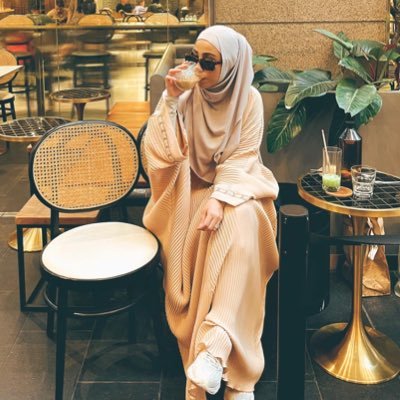 🇲🇨🇲🇾 Entrepreneur | Trained Singapore Math Educator| Orang Bugis who can speak its language | @shukrisuhari | Mummy of two | Plant and Coffee Lady 🌱 ☕️ 🌿