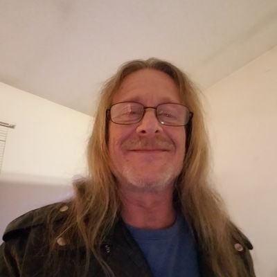 LarryGWarn6701's profile picture. 