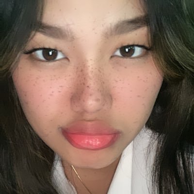 yelomarshmallow's profile picture. weh