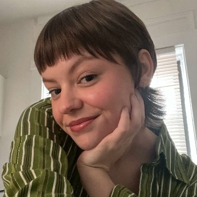 writer, editor and vintage magazine hoarder / @14eastmag alum (she/her)