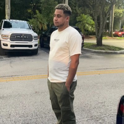 Told me I’m looking exhausted, you hit it right on the nose. I’m tired of all of these niggas, I’m tired of all of these hoes. RIP Broski #NYK #NYJ #NYK #CFC