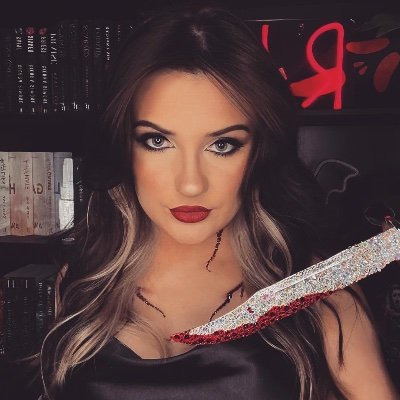 Horror • Alt • Metal • Gaming • BookTok • Dark Romance Reader • 26🌶️ 🇫🇮📚🖤☠️