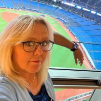 Tracy Young (@tracy_mcroberts) 's Twitter Profile Photo