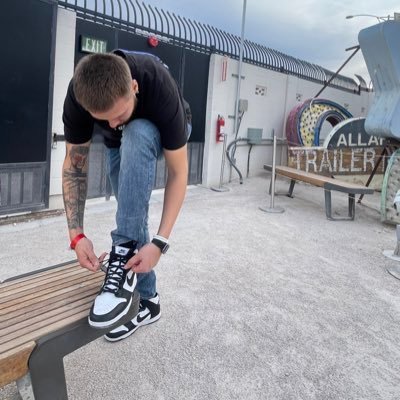 PatMcCollu7675's profile picture. Gestora líder em Investimentos Temáticos. Capacitando investidores com soluções inovadoras, inteligentes e beyond ordinary. 

https://t.co/azoGSKBZBT