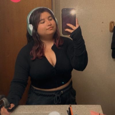 Khassie π€ Profile