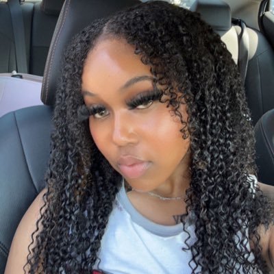prettyguhhhtee's profile picture. https://t.co/Zyc8ChXpAx 💋 IG: trinntrin_