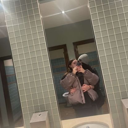 Millie90662952's profile picture. South Wales 📍
snap - Mills4208