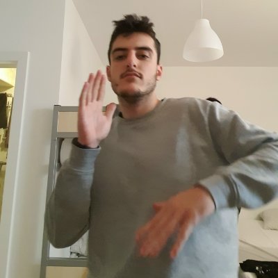 alexavend_'s profile picture. muak