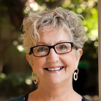 Prez of tech company . Dog Advocate, Zonta Intl, Hands Together, VFI, Yoga Teacher and Speaks Spanish, French & learning Italian…