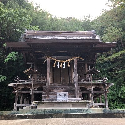 島根の宍道町の宍道駅前にご鎮座の氷川神社でございます。主祭神は素戔嗚尊。