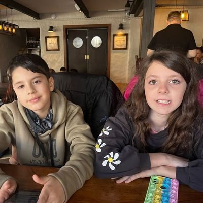 manuelzales's profile picture. 