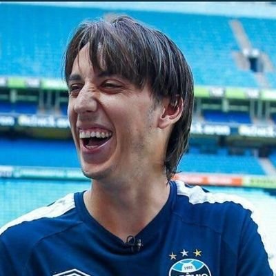 Perfil em homenagem a Pedro Tonon Geromel, Um dos maiores zagueiros da história do grêmio.