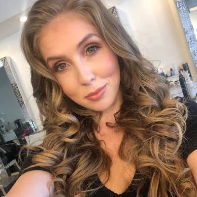 yo I’m 29. turn on my notification 🔔 !!!! DREAM CHASER 👷♀️🛫🚀🧨🇺🇸🇨🇦🍁