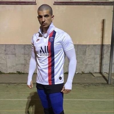 Dani_oliiii's profile picture. 