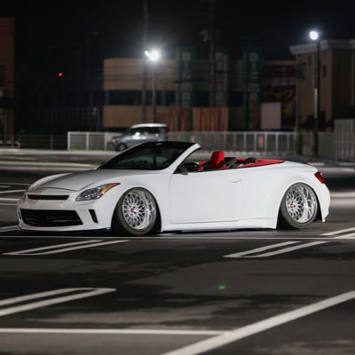 R_s99_g37's profile picture. 麗BRAND