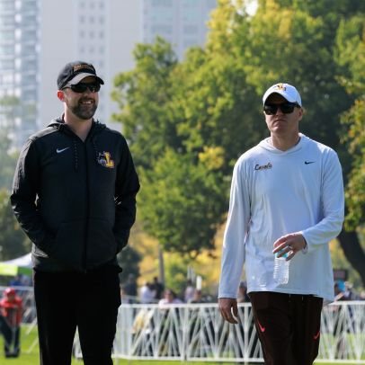 Loyola University Chicago 
Cross Country/Track Coach
@cusexctf × @floridastate alum
Questionnaire ⤵️
https://t.co/O2YPCK1Qm4