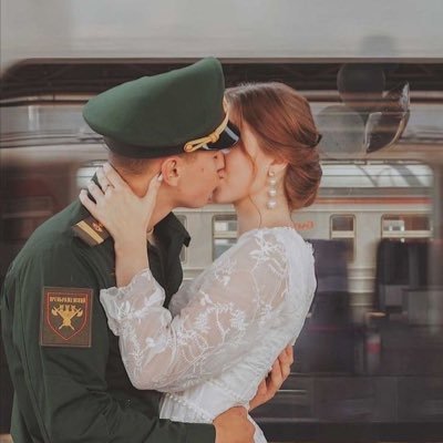 lambricatopia's profile picture. 青年