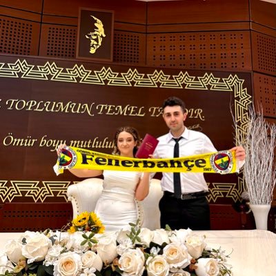 Ayatutulankiz's profile picture. Geceleri gökyüzüne aşık, ufak bir kızım.