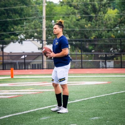 | 6’1 230 LB/LS | @clarkepridefb C/O 2027