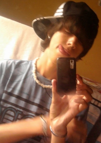 Sou só da @Cyllenne_Pierre / Corinthiano ♥♥ / ee é isso aii KKK' Quer saber mais ? #FollowMe