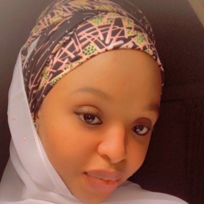 Whenever am gone pray for me🙏...\\Teacher// HIJAB vendor 🧕 backup acc @_salamah__ FOODIE🍱😋 Dm for advert..