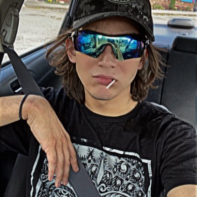 Loganc1629's profile picture. im doing my best, let me be