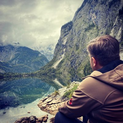 Privat hier I konservative Grundeinstellung I katholisch ✝️ I FireFighter 👩🚒 I 🫶 Natur 🌱und Berge 🏔️ I Machen ist wie wollen, nur krasser! 🔥 🚒💨