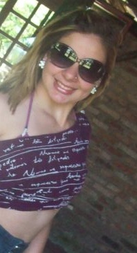 moorgana_sz's profile picture. Falar sem aspas, amar sem interrogação, sonhar com reticência, viver e ponto final...
Não te prometo nada e não te cobro nada não ♪