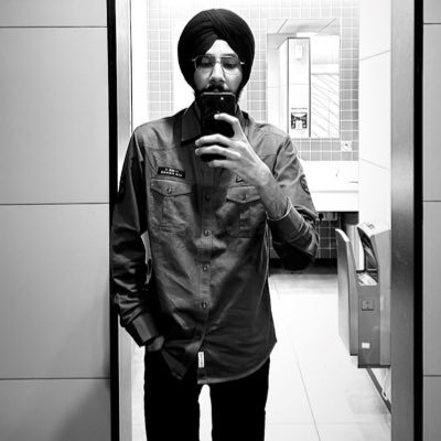 taranjots2001's profile picture. Victoria Concordia Crescit 🔴