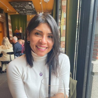 HSilviavega's profile picture. 