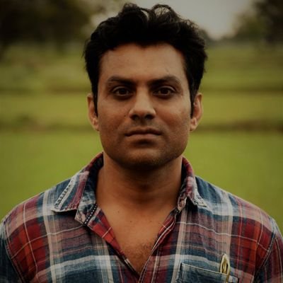 Author & Philosopher
Hindi Books:घोस्ट हंटर,धारणावाद,मुहाना,दायरा,कहानी की दुनिया,आबरू,लम्पट,किड्स बुक;सैर सपाटा सिरीज'और भी कई 
🕊🧘‍♂️🍃