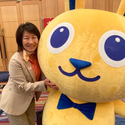 こんにちは。三木ゆみこです。このたび「ふるさと、さぬきを元気にしたい！ふるさとに新しい風を吹き込みたい！」という思いから、政治活動を始めました！さぬきの未来に全力で臨みます！ 【三木ゆみこ／香川県議会議員（さぬき市選挙区）国民民主党】 公式サイト：https://t.co/Ej6cNux5dd