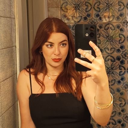 LilifCarvalho's profile picture. 