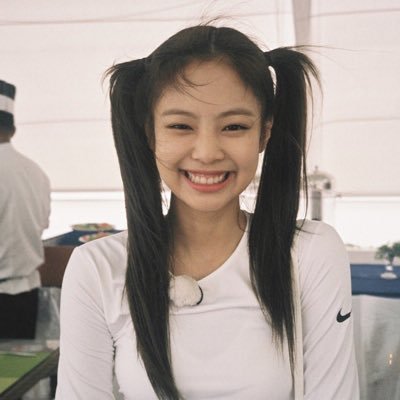 forfinanfreedom's profile picture. 30살까지 1억 만들기가 목표인 대학생 / 2025년 목표: 2000만원 만들기 💰