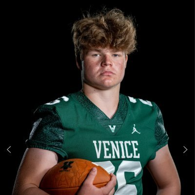 Venice High School C/O 2025 | 4.86 GPA
Varsity Football Linebacker/Fullback
Varsity Weightlifting
6' |  220 Pounds 
575 Squat  |  305 Clean  | 320 Bench