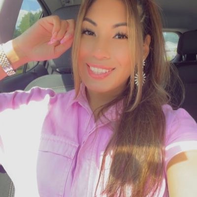 stephsalas__'s profile picture. First grade teacher in Alief ISD. it’s not a competition, it’s a collaboration ✨