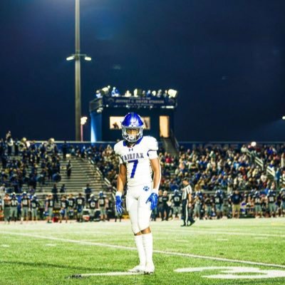 6’0 | 180 | DB&RB| 24’ | Fairfax High school | Email lawlessterrance@gmail.com