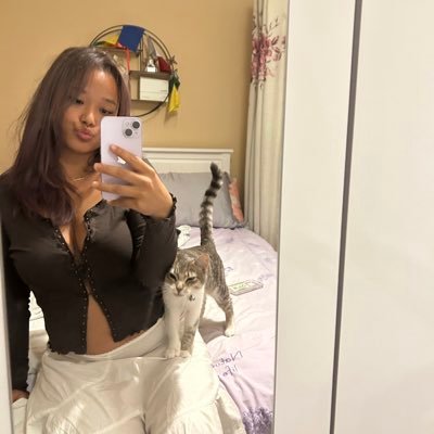 rasdazzle_'s profile picture. 